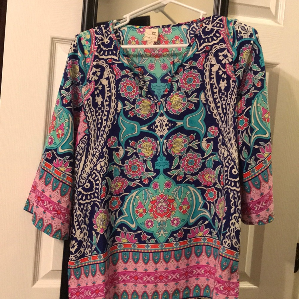Boutique 3 quarter length shirt